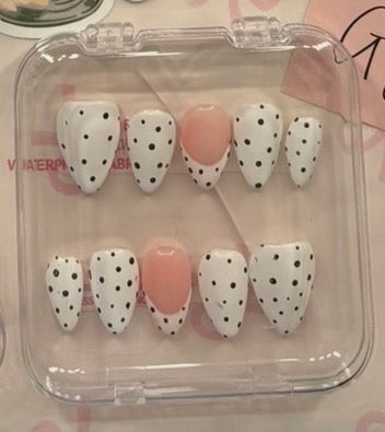 Polka Princess🤍🖤